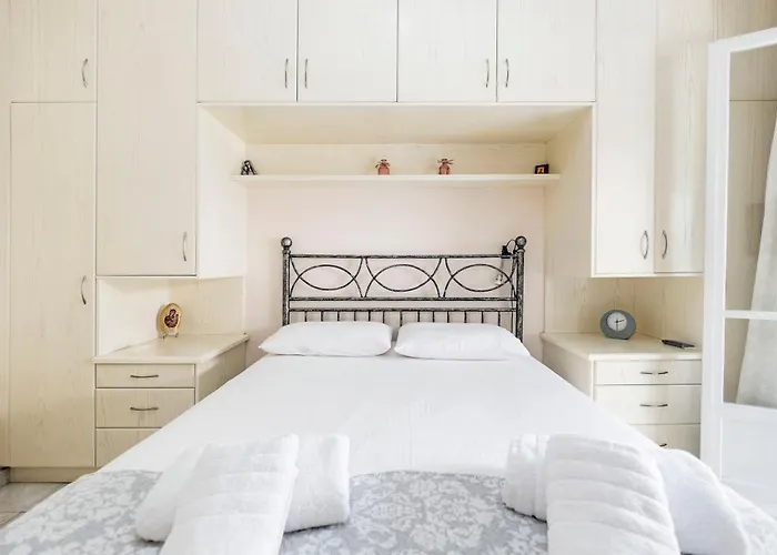 Beautiful Corfu City Apartment
